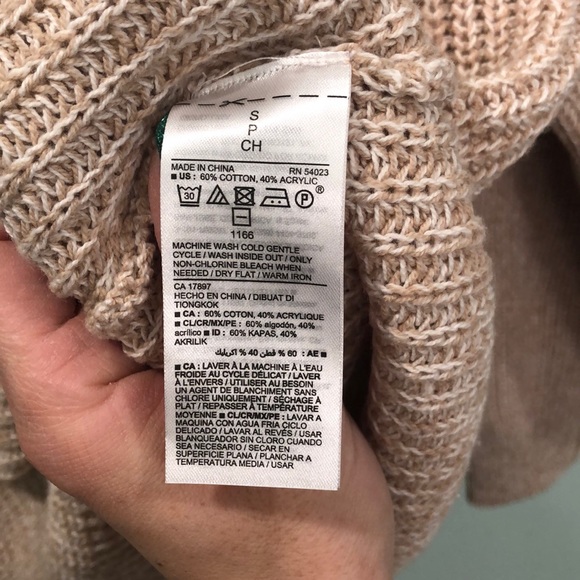 Old Navy bundle of sweaters - Picture 4 of 5